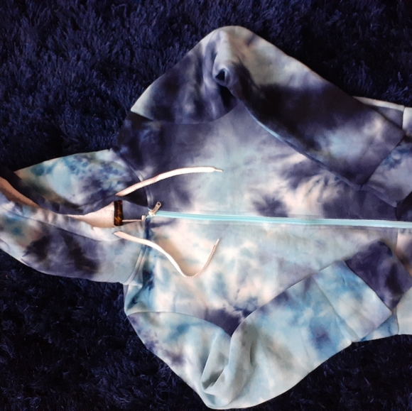 Nice Tie Dye Sweatsuit - Picture 4 of 8